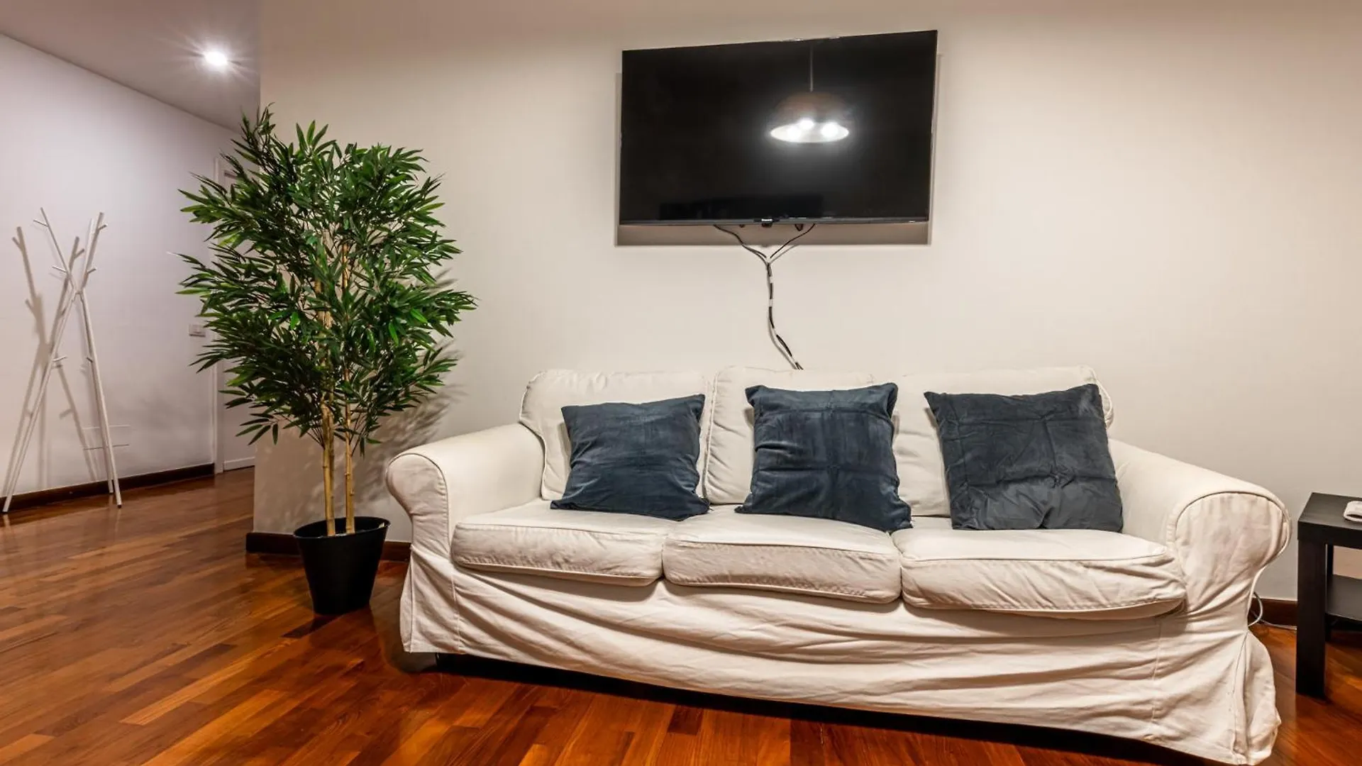 Cortivo House - Magenta 81 Apartment Milan